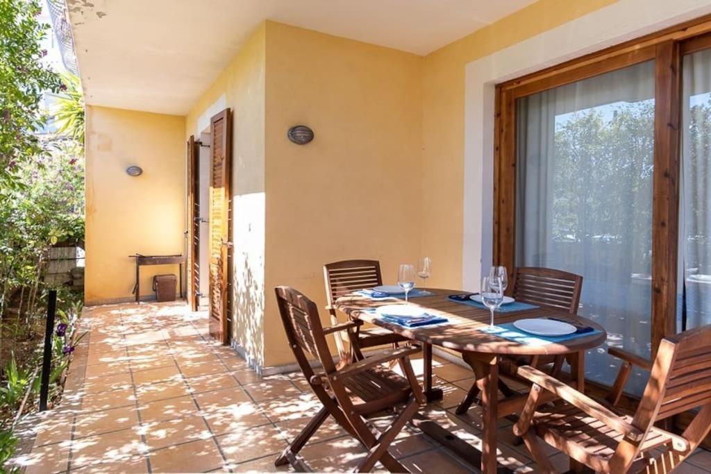 Luisa Sunny House Apartment Санта Мария Наварезе Екстериор снимка