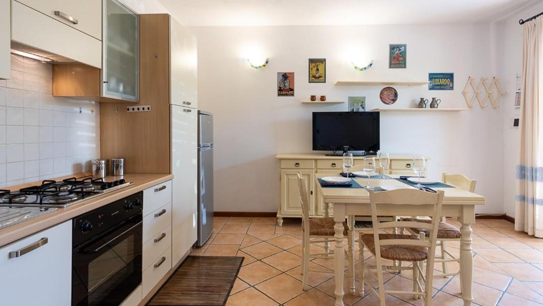 Luisa Sunny House Apartment Санта Мария Наварезе Екстериор снимка