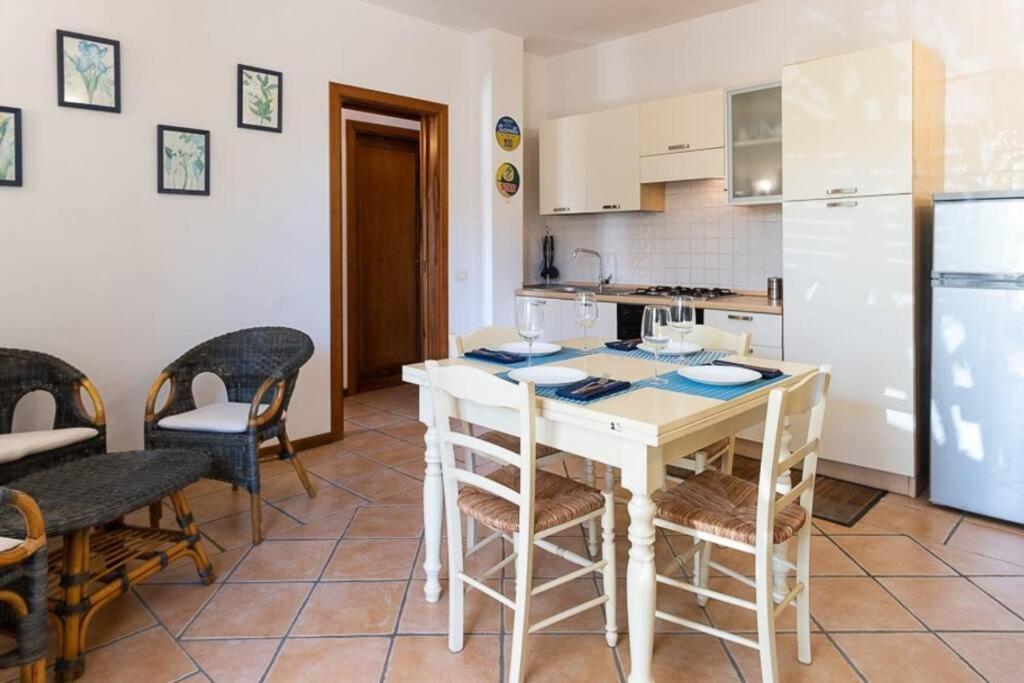 Luisa Sunny House Apartment Санта Мария Наварезе Екстериор снимка