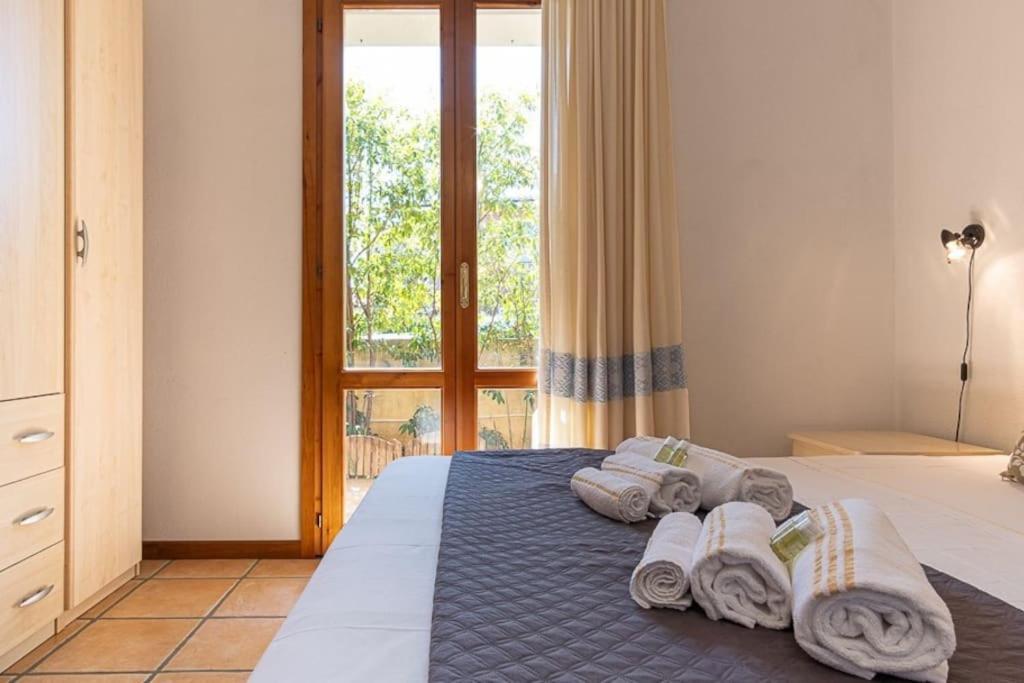 Luisa Sunny House Apartment Санта Мария Наварезе Екстериор снимка